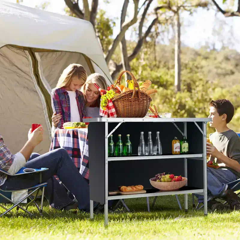 Table de camping pliante Costway, table de pique-nique portable en aluminium avec étagères à 2 niveaux, noir/café