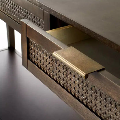 Console de tiroirs tressés East Bluff - Threshold conçue avec Studio McGee