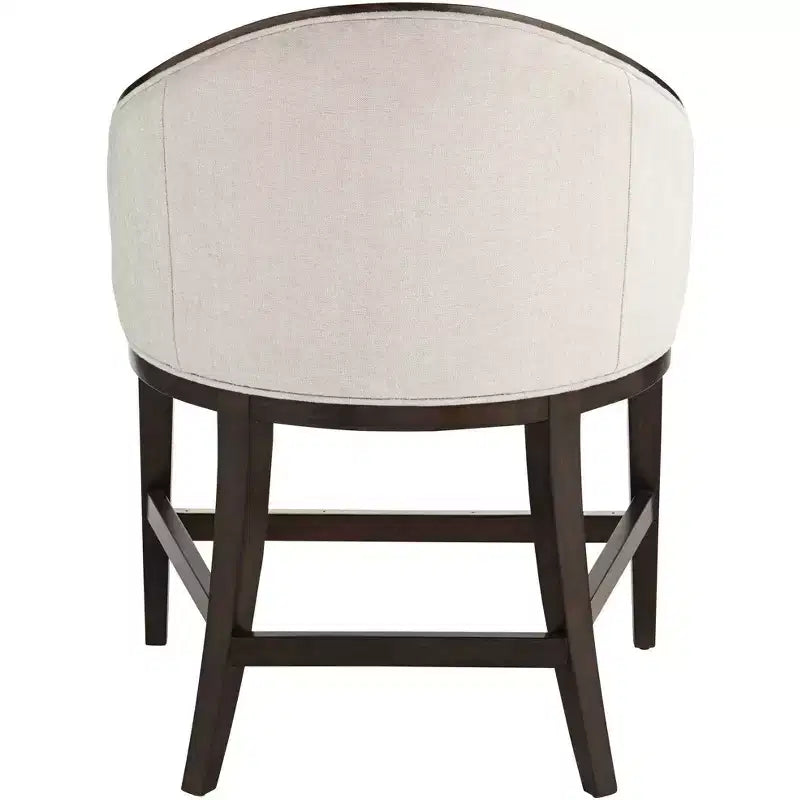 Tabouret de bar Jasper Truffle Wood 55 Downing Street, marron, hauteur 63,5 cm, coussin en tissu moderne couleur avoine avec dossier et repose-pieds pour îlot de cuisine hauteur comptoir