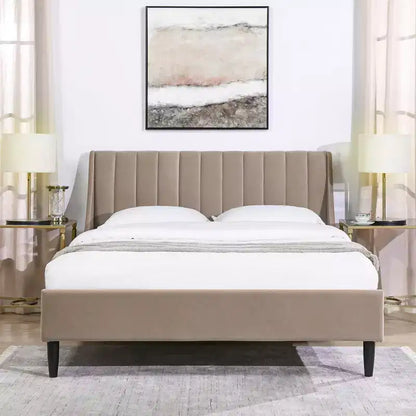 Ensemble de lit plateforme Sandy Wilson Home Aspen avec tête de lit capitonnée verticale, grand lit