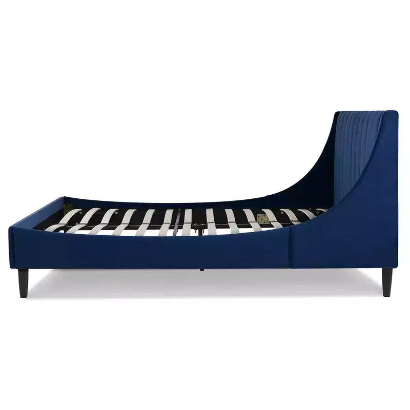 Ensemble de lit plateforme Sandy Wilson Home Aspen avec tête de lit capitonnée verticale, grand lit
