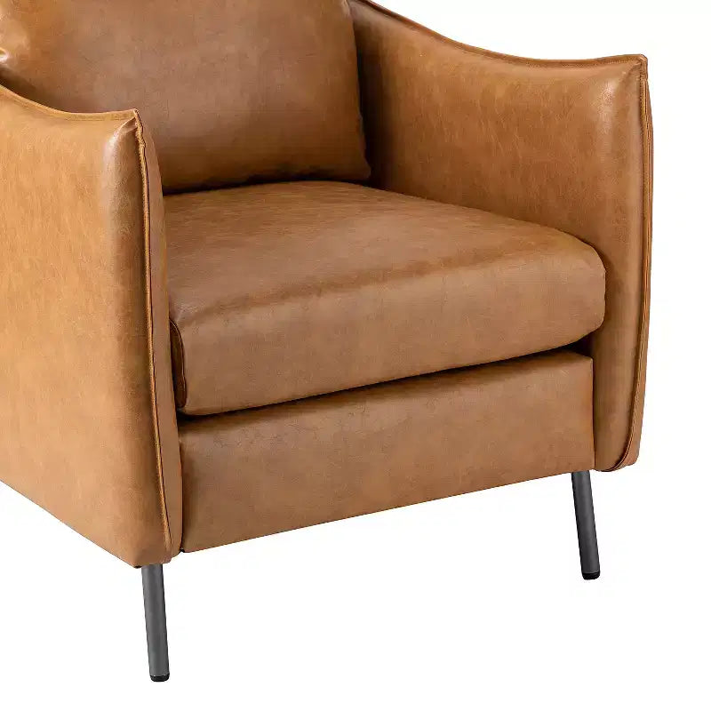 Fauteuil de salon en cuir vegan avec pieds en métal Felix Upholstery | KARAT HOME