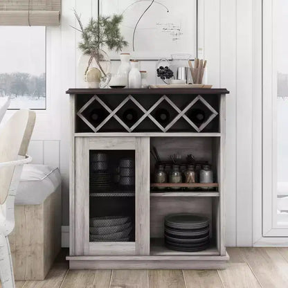 Vaisselier Haight avec porte coulissante - HOMES: Inside + Out