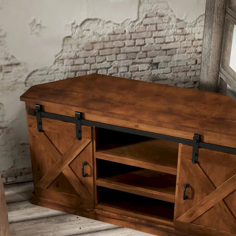 Meuble TV d'angle de ferme de 142 cm pour téléviseurs jusqu'à 152 cm, aucun assemblage requis, finition whisky vieilli